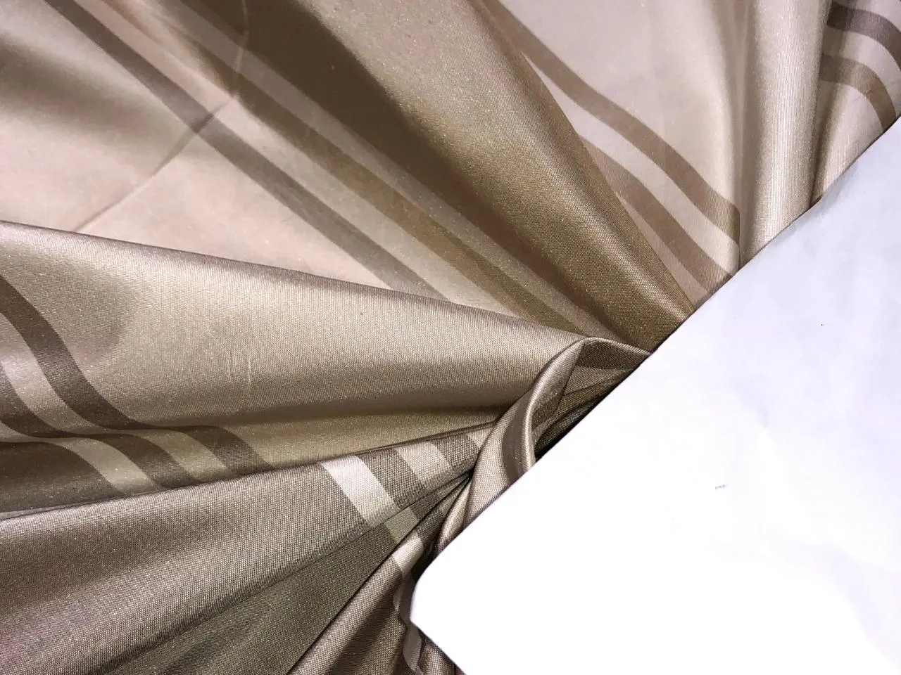 100% SILK TAFFETA FABRIC Mocha and ivory colour horizontal stripes 54" wide TAFS48[3]