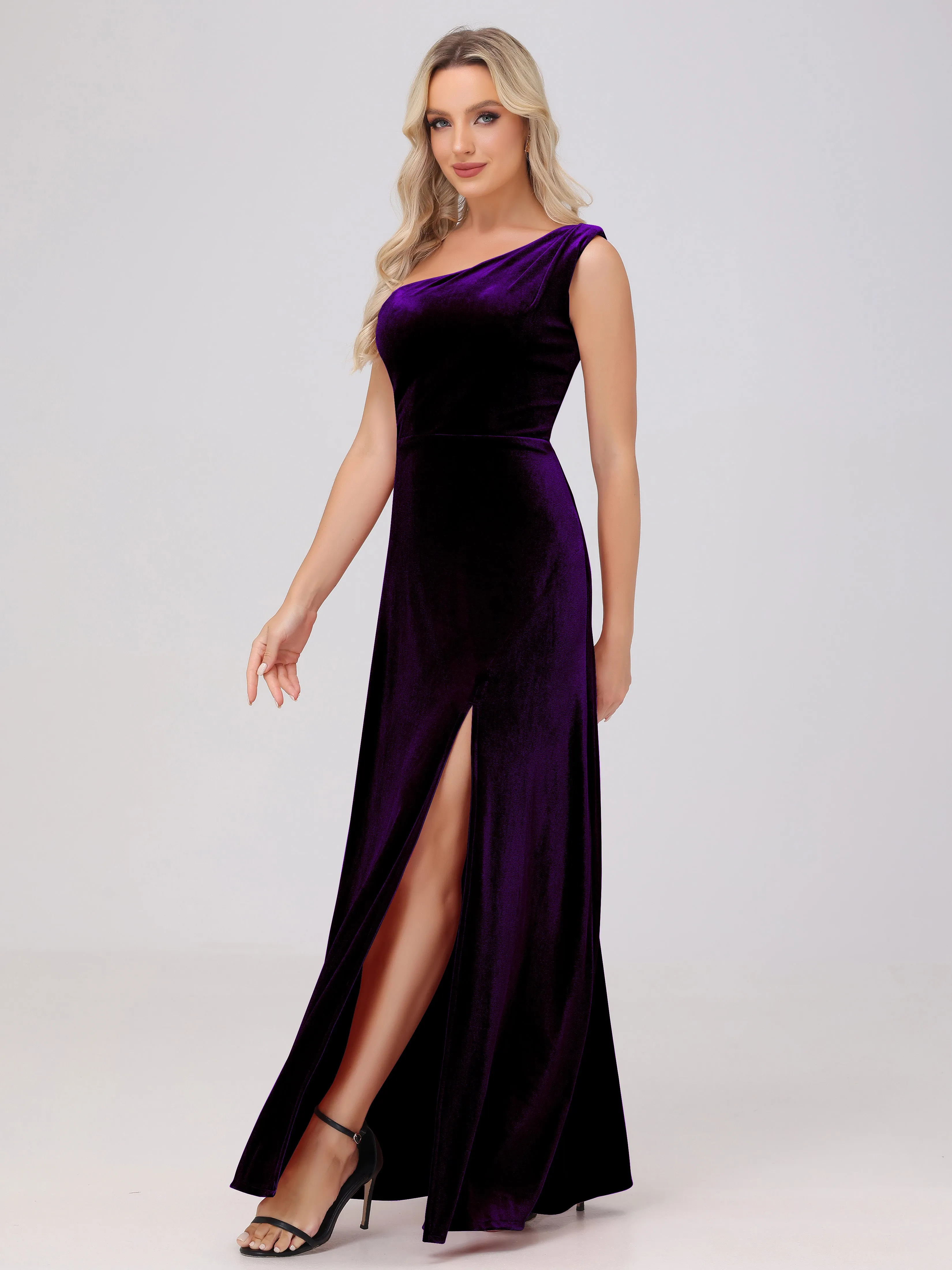 One Shoulder Sleeveless Long Velvet Bridesmaid Dresses With Split