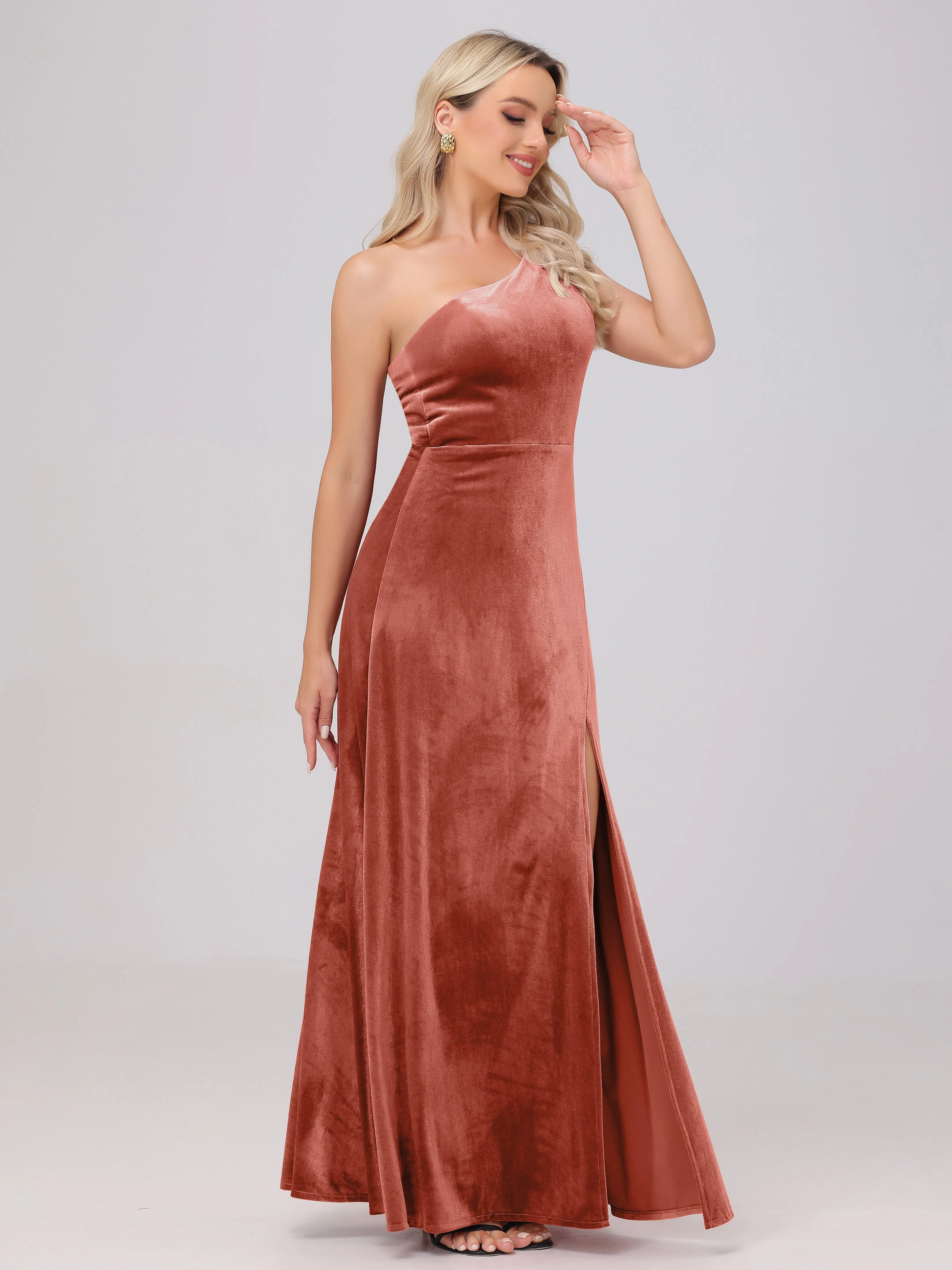 One Shoulder Sleeveless Long Velvet Bridesmaid Dresses With Split