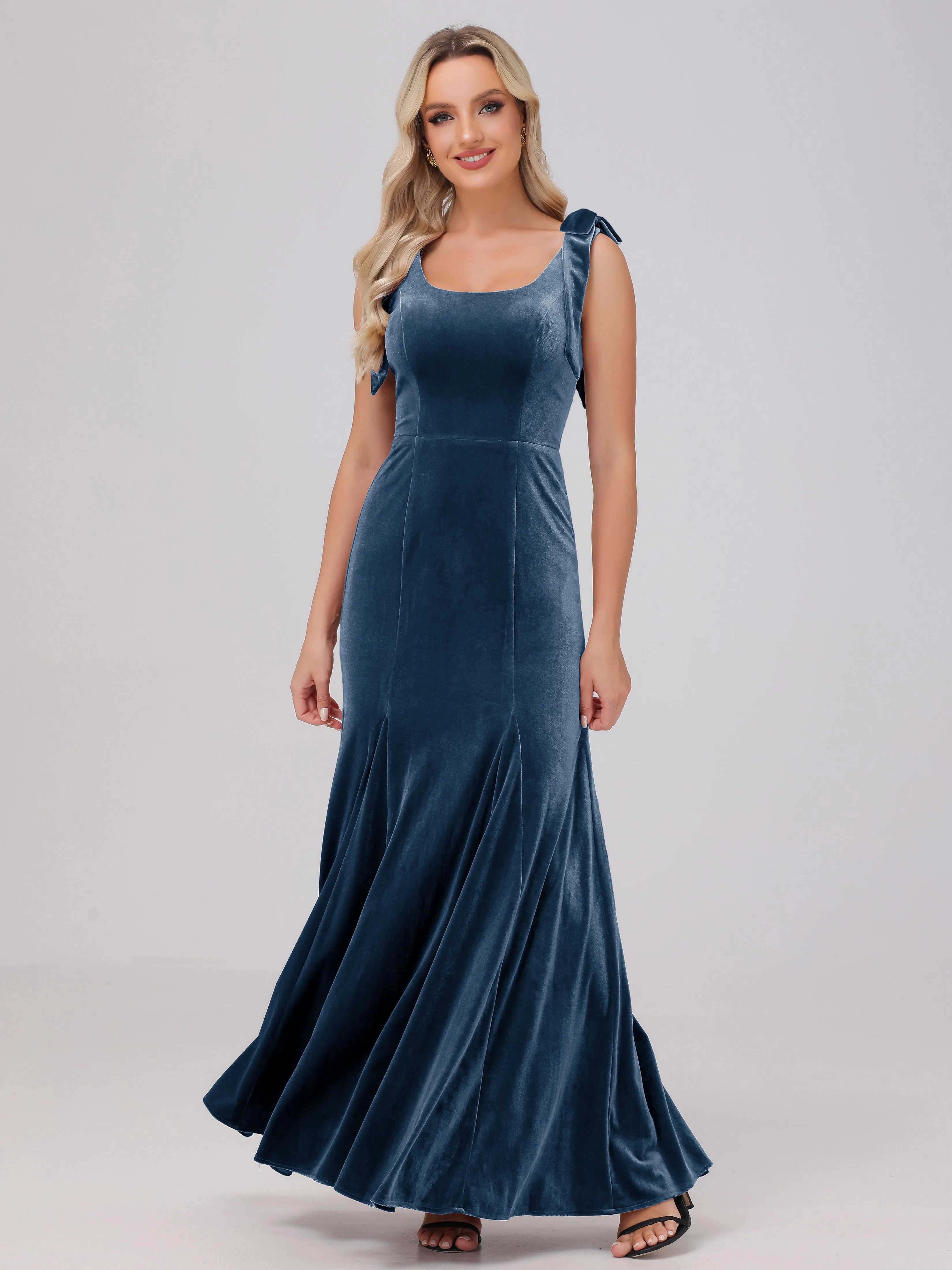 Sheath/Column Scoop Sleeveless Long Velvet Bridesmaid Dresses