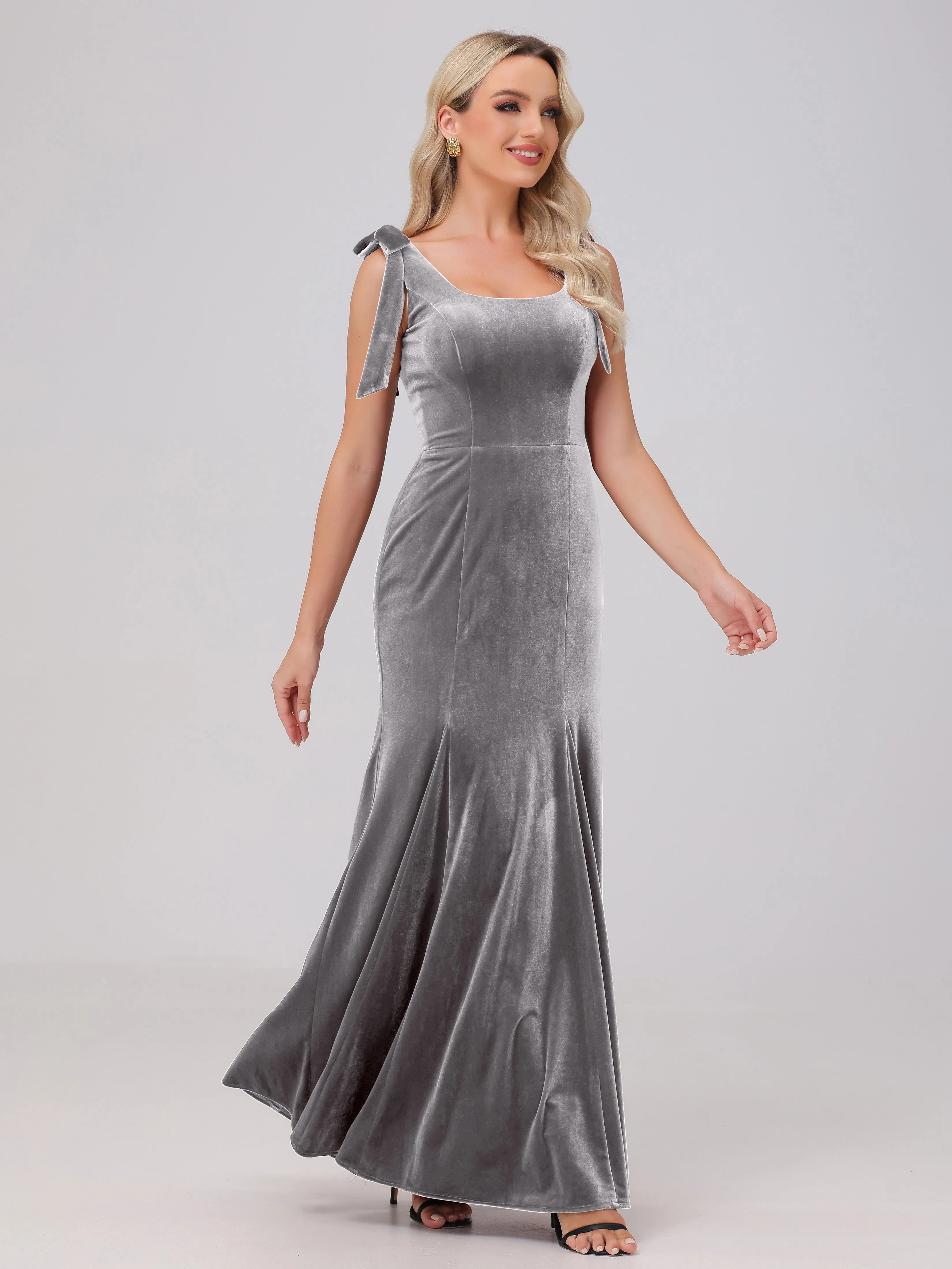 Sheath/Column Scoop Sleeveless Long Velvet Bridesmaid Dresses