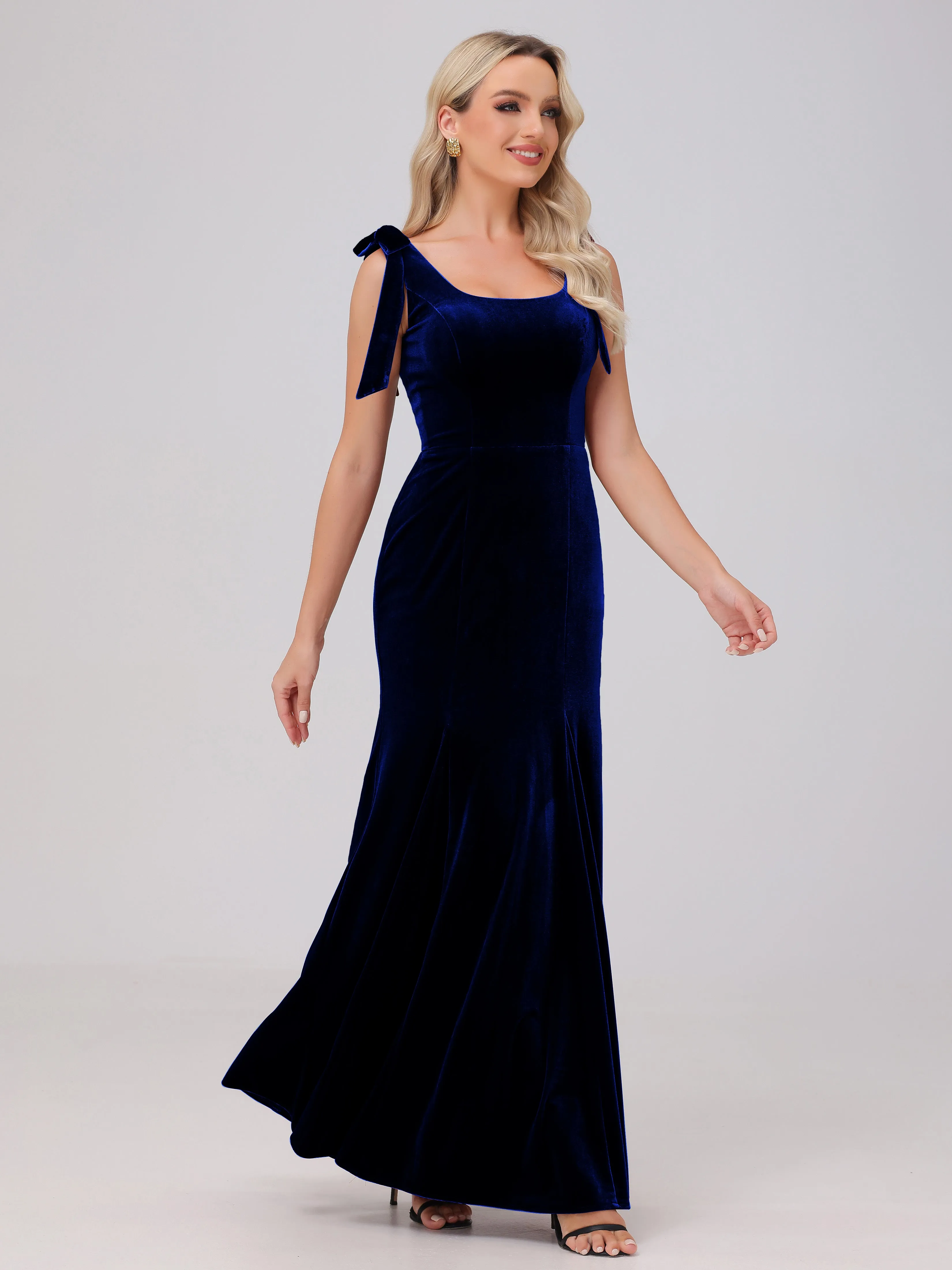 Sheath/Column Scoop Sleeveless Long Velvet Bridesmaid Dresses