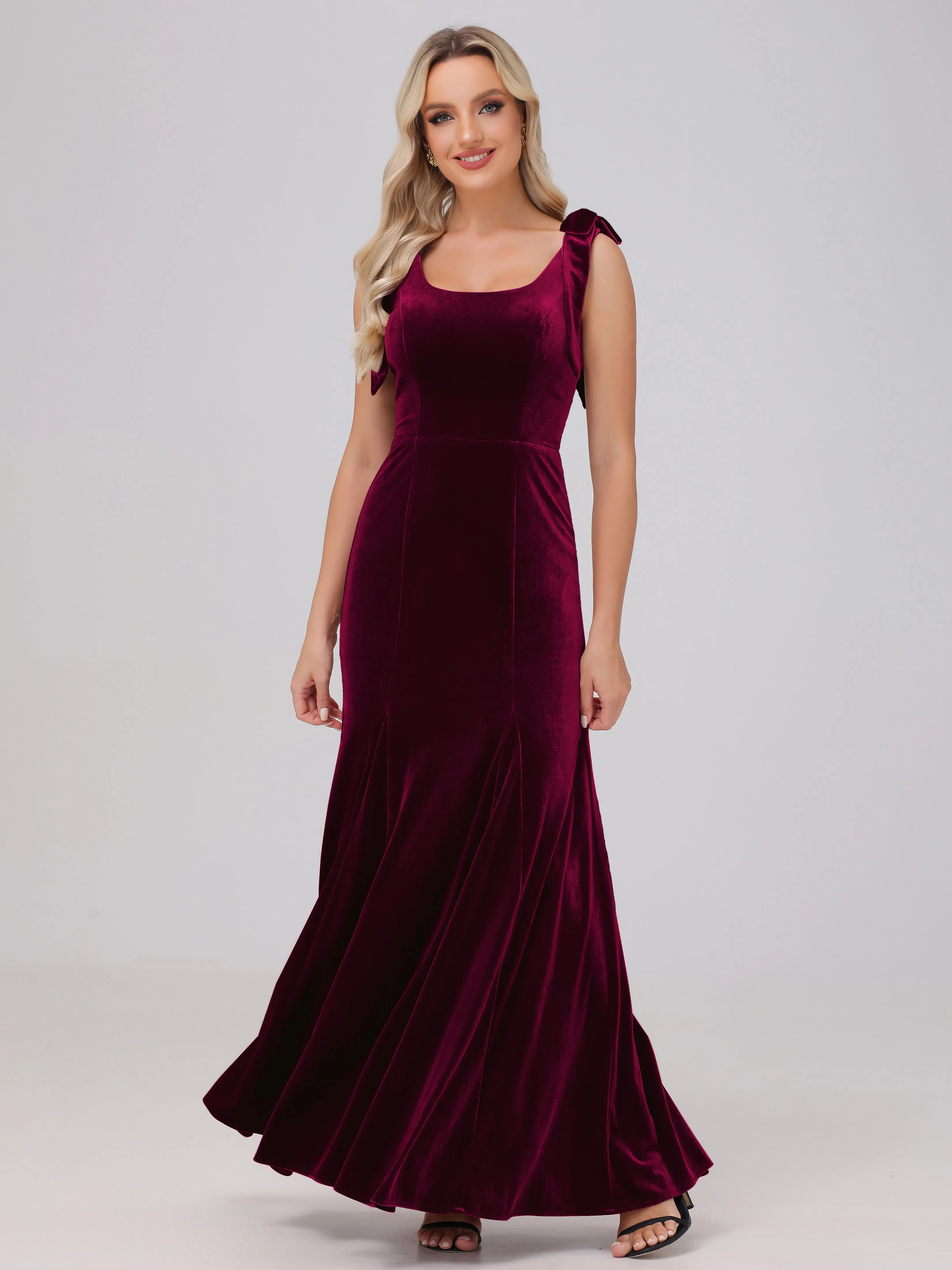 Sheath/Column Scoop Sleeveless Long Velvet Bridesmaid Dresses