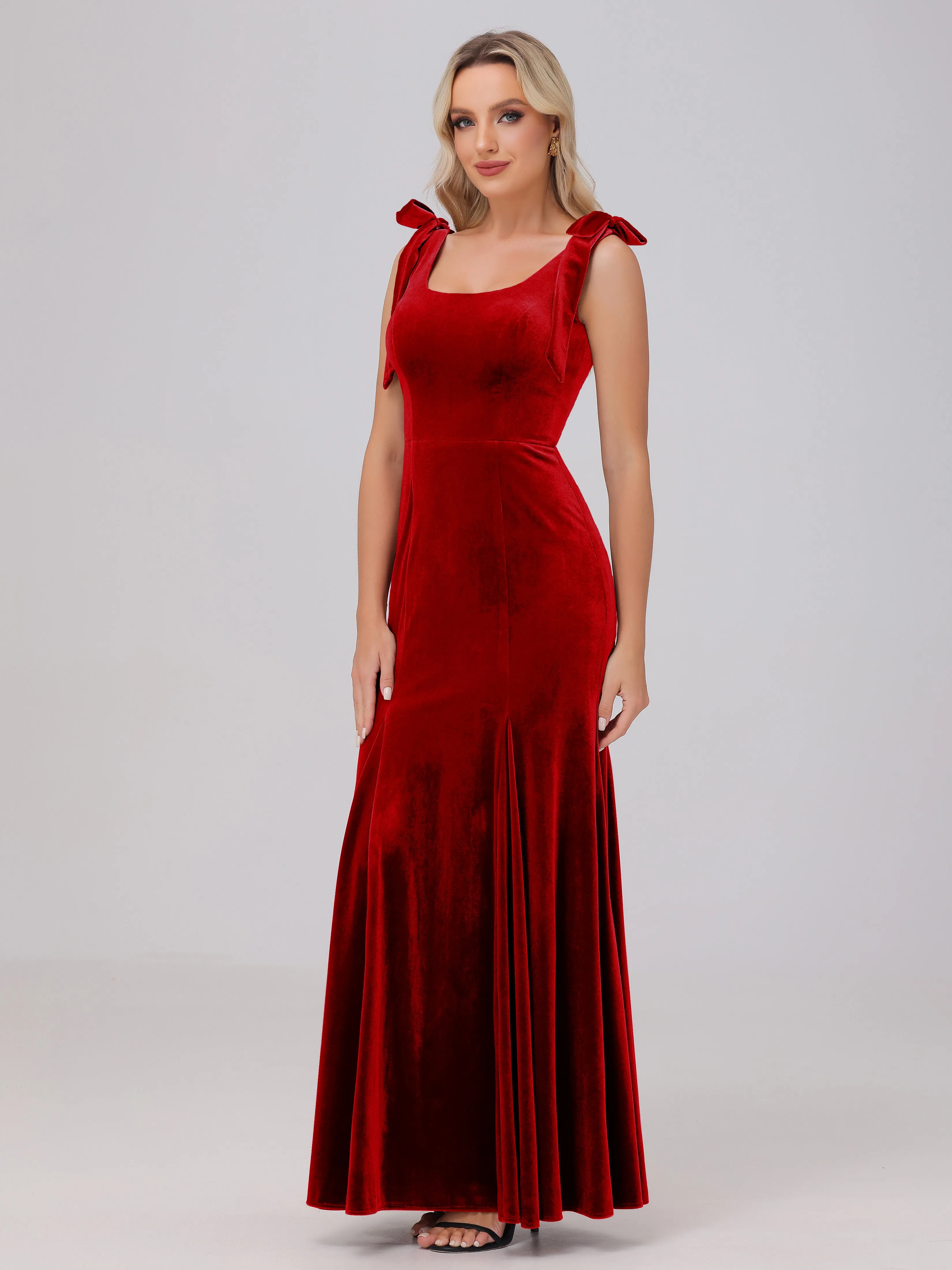 Sheath/Column Scoop Sleeveless Long Velvet Bridesmaid Dresses