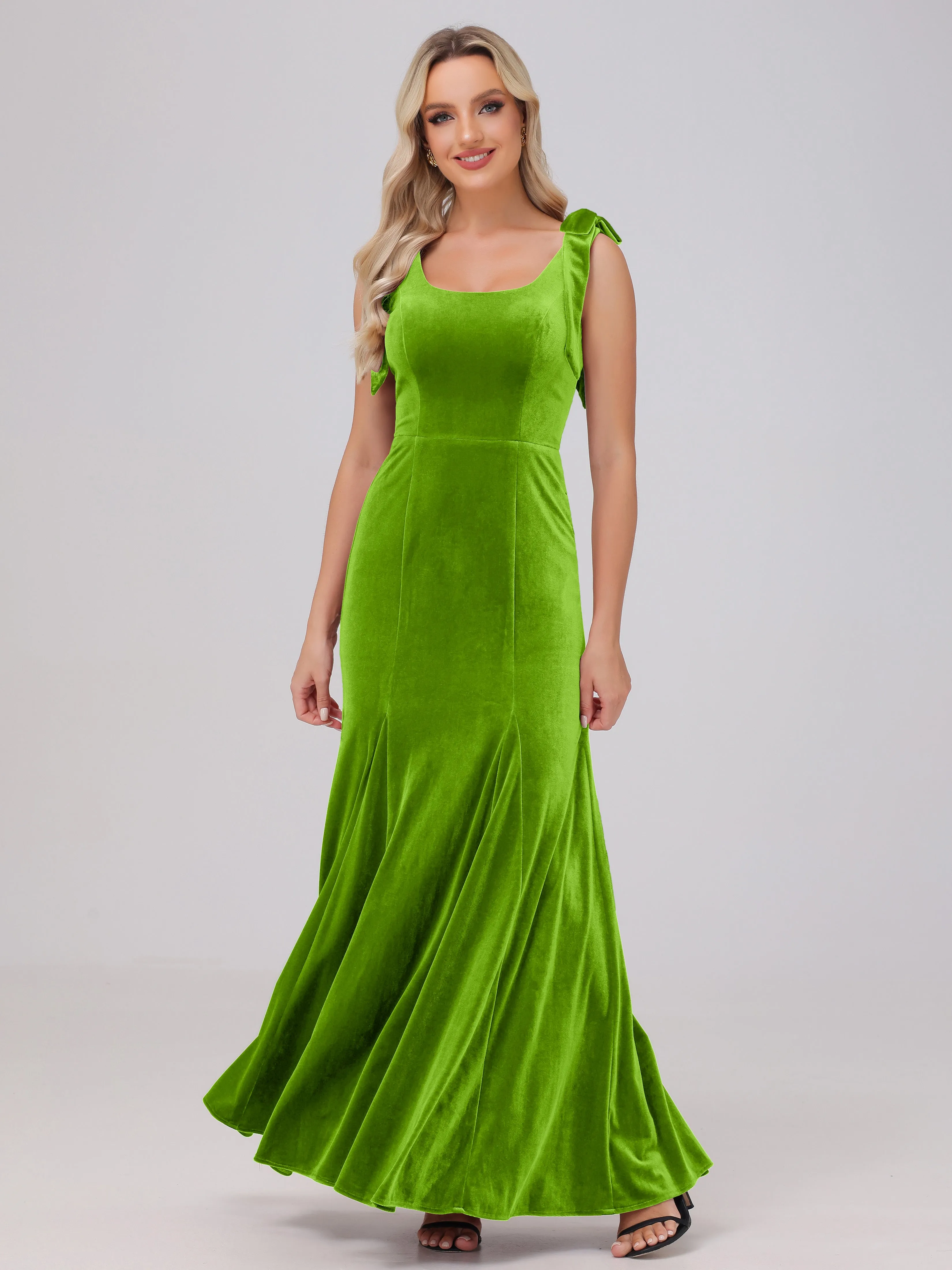 Sheath/Column Scoop Sleeveless Long Velvet Bridesmaid Dresses