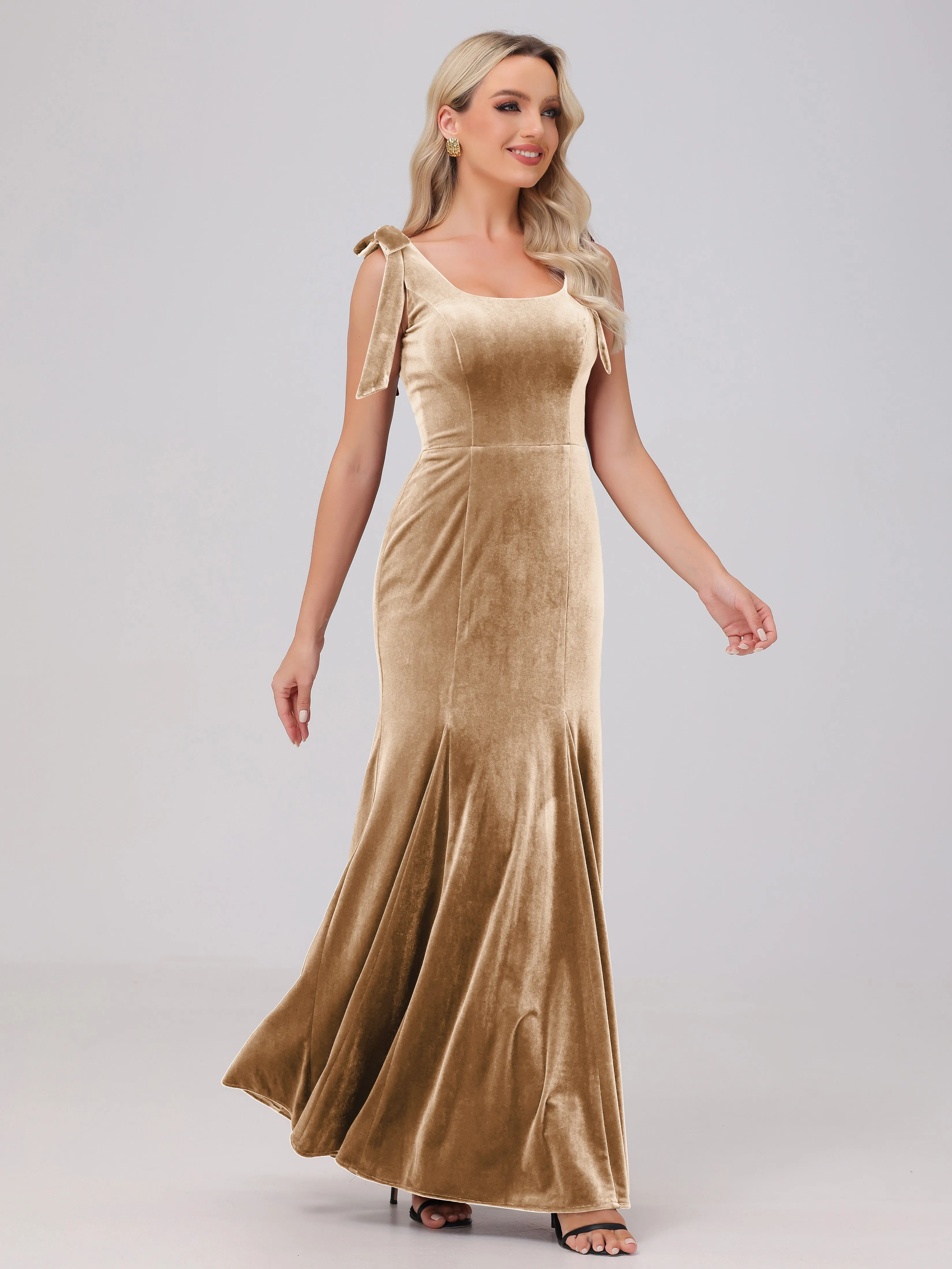 Sheath/Column Scoop Sleeveless Long Velvet Bridesmaid Dresses