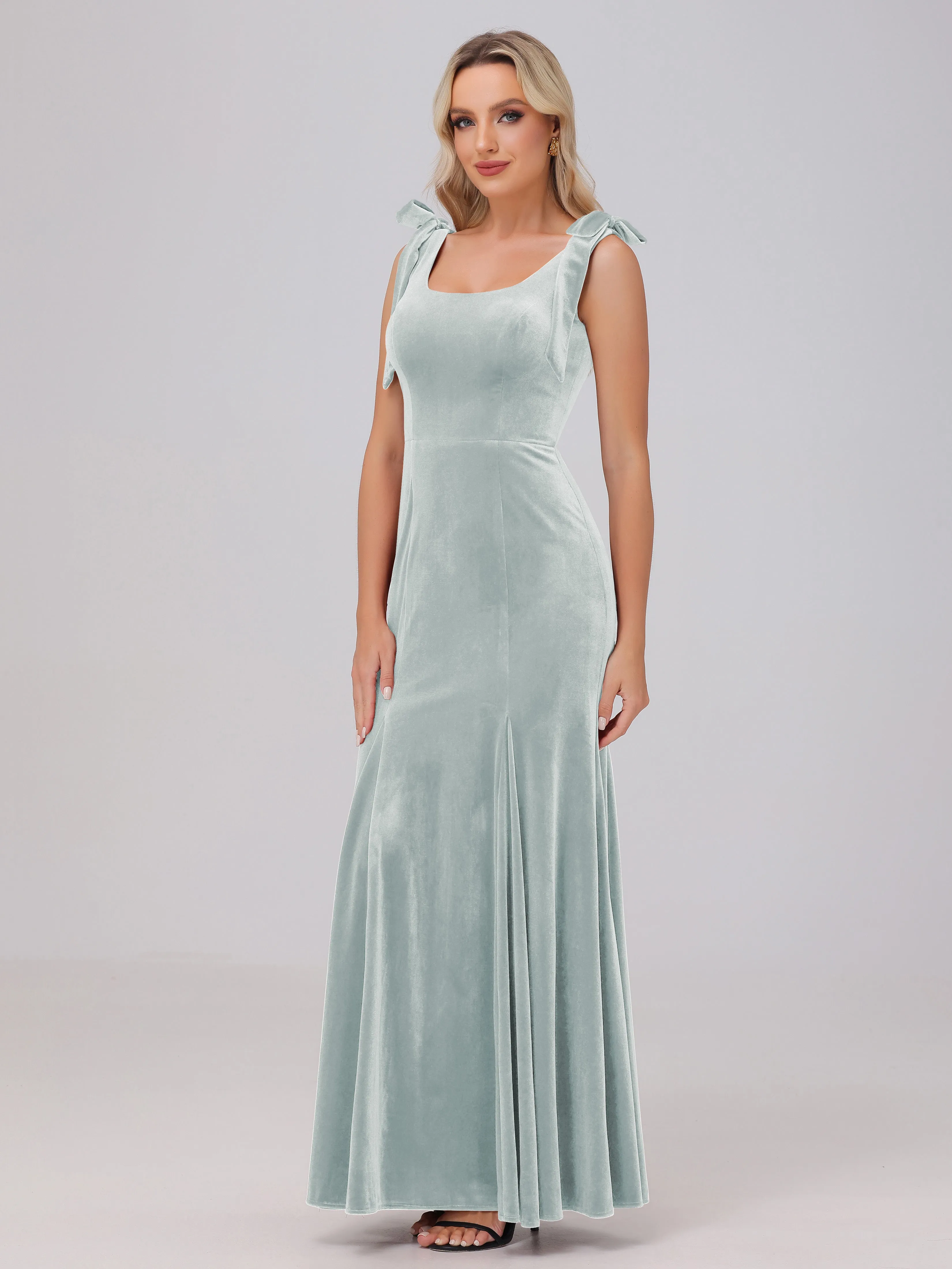 Sheath/Column Scoop Sleeveless Long Velvet Bridesmaid Dresses