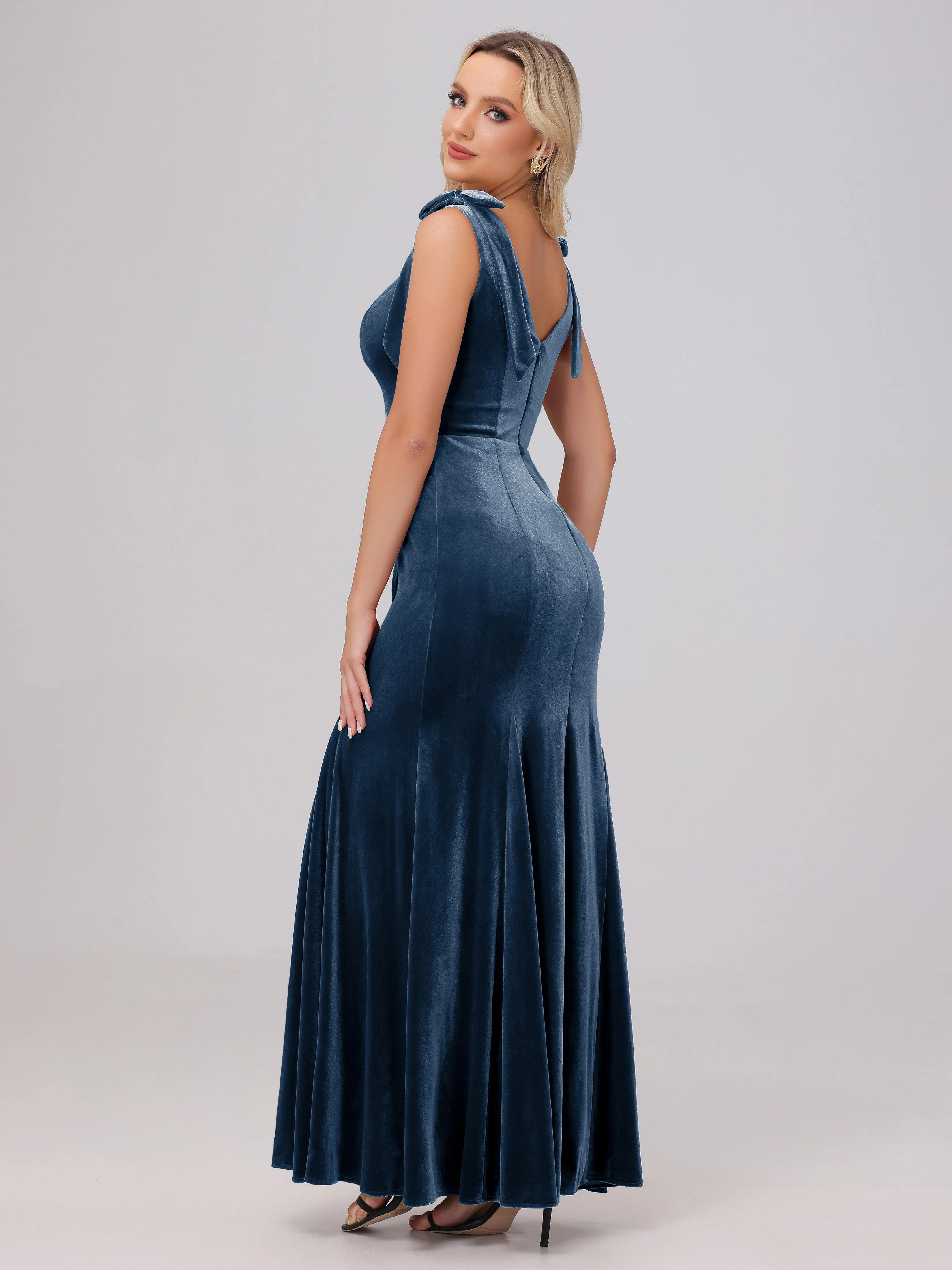 Sheath/Column Scoop Sleeveless Long Velvet Bridesmaid Dresses